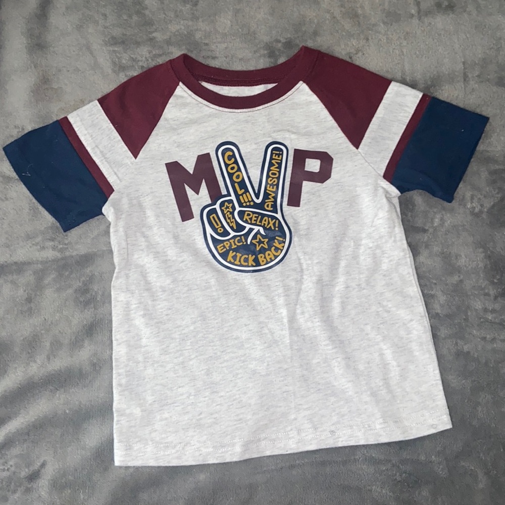COPY - Garanimals Graphic T Shirt Size 4T